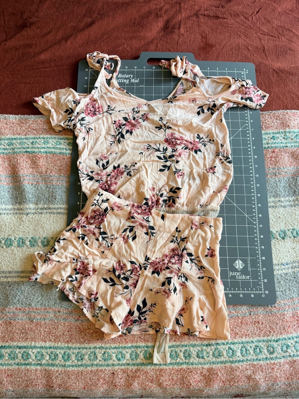 Kendall & Kylie Blush Pink Floral two-pc jumper set
